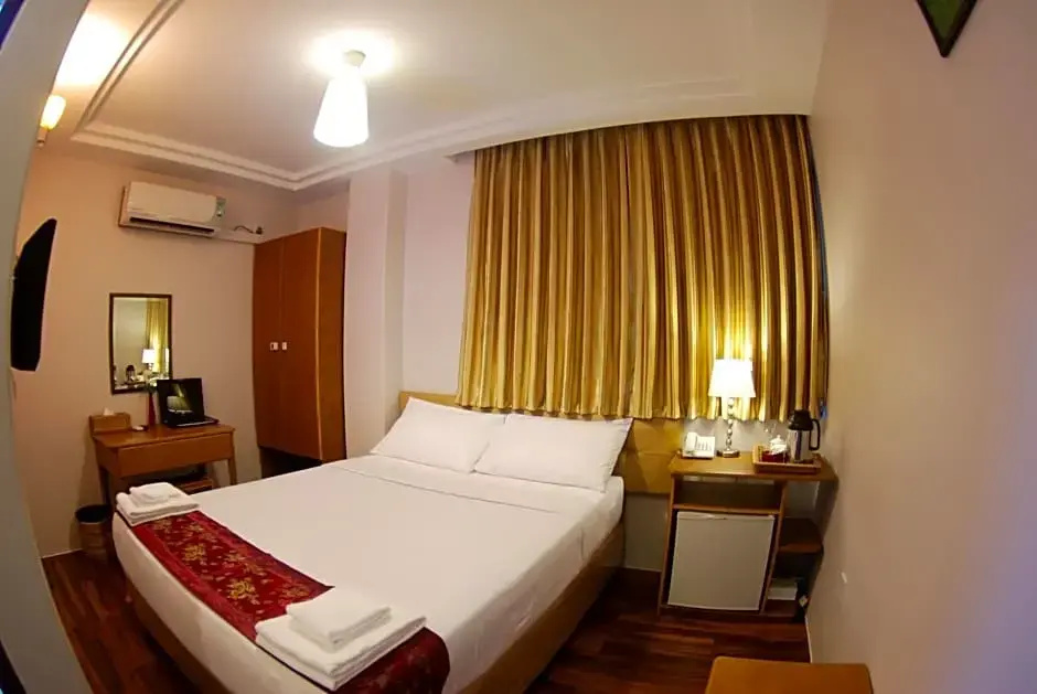 Holiday Hotel - Chambres