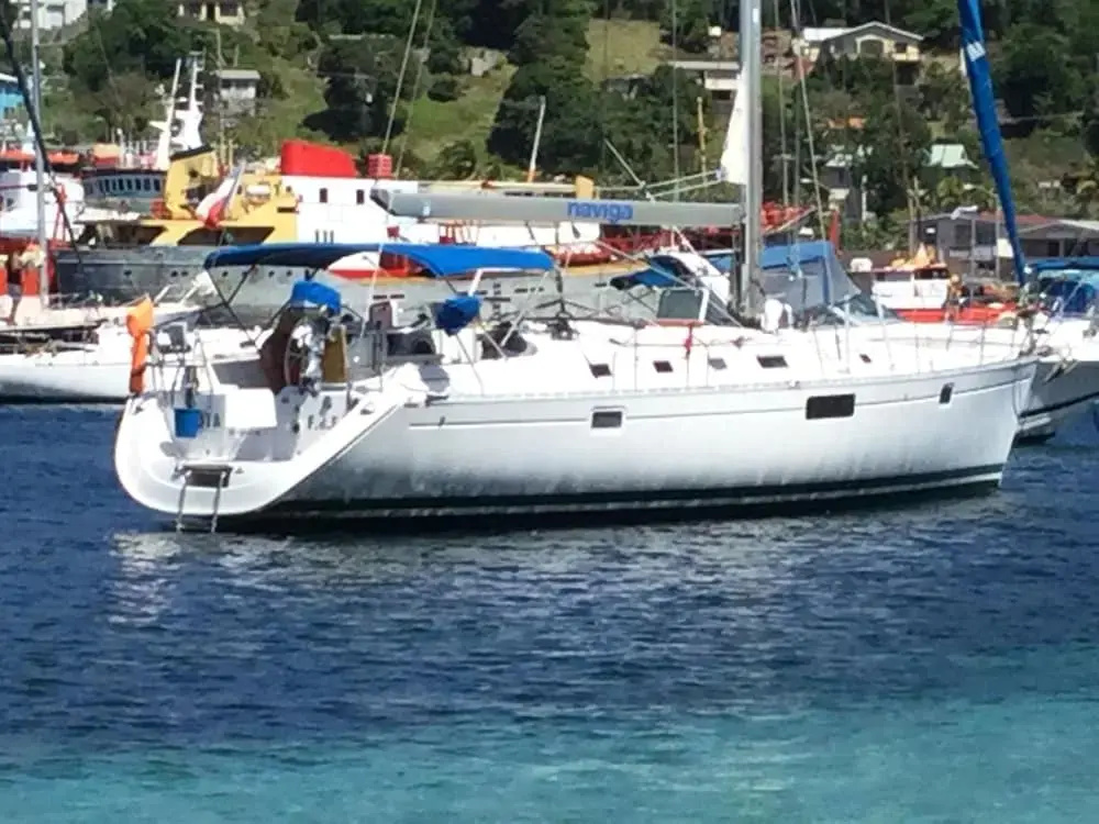 Yacht Yota Bellavita