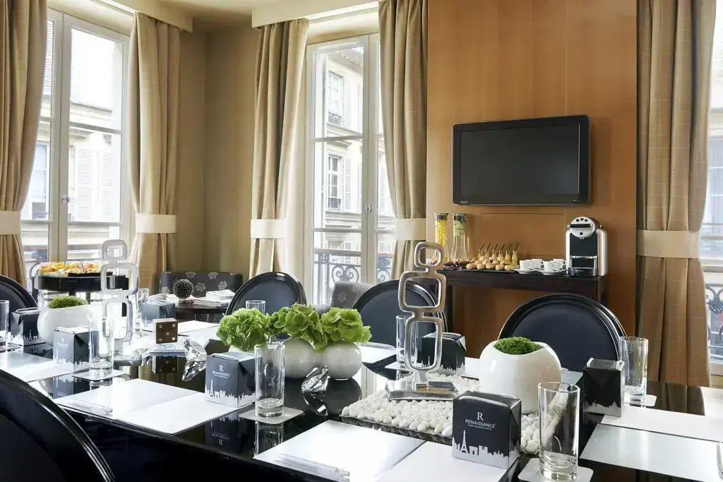 Renaissance Paris Vendome Hotel 21