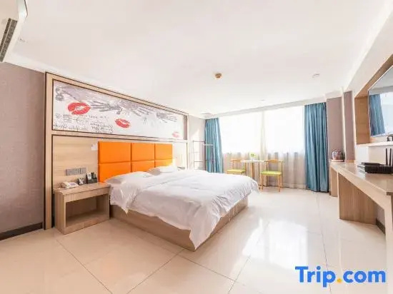 Deluxe Double room (full double bed)