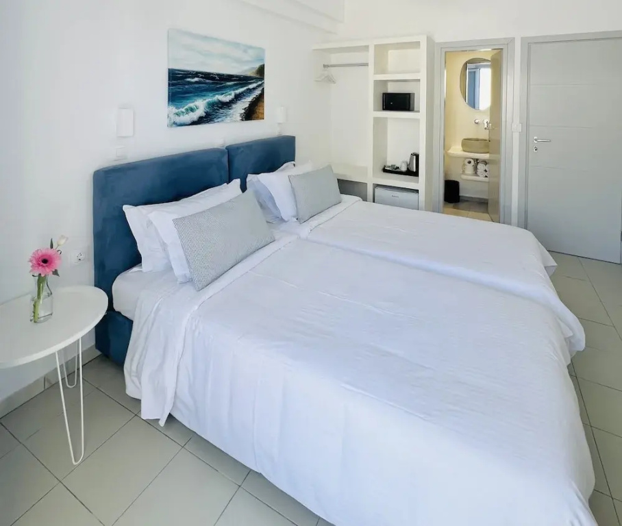 Standard Double room with balcony (twin beds)