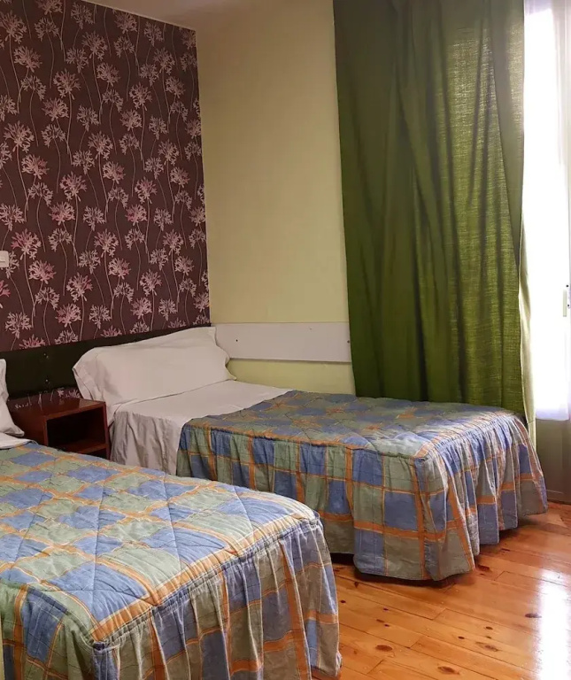 Standard Double room with balcony (twin beds)