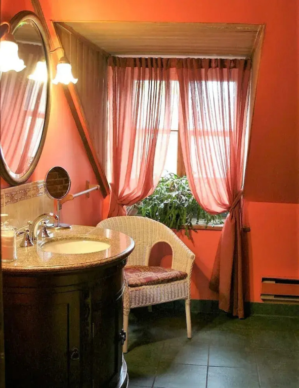2 Bedrooms Comfort Suite with city view