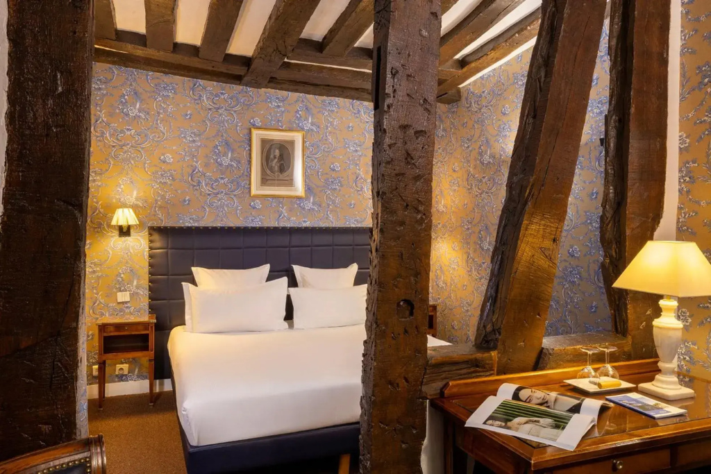 Relais Hotel Du Vieux Paris 10