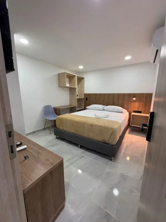 Standard Double room (full double bed)
