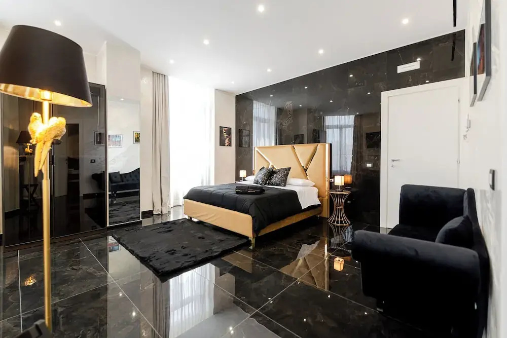 Deluxe Suite with balcony and with city view