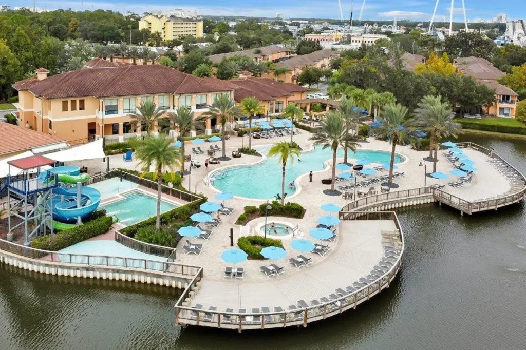 Beach & Waterfront
