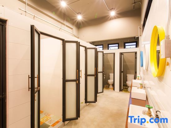 Семейный номер Deluxe в bloo Hostel