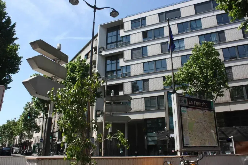 Art Hotel Batignolles