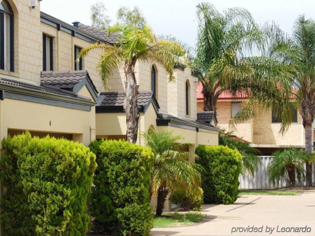 Country Comfort Perth by null