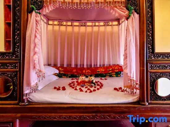 2 Bedrooms Deluxe Suite