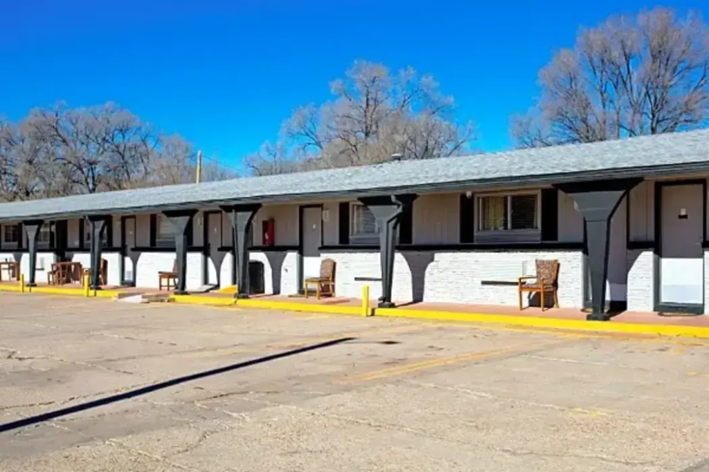Rodeway Inn & Suites Raton - фото 17