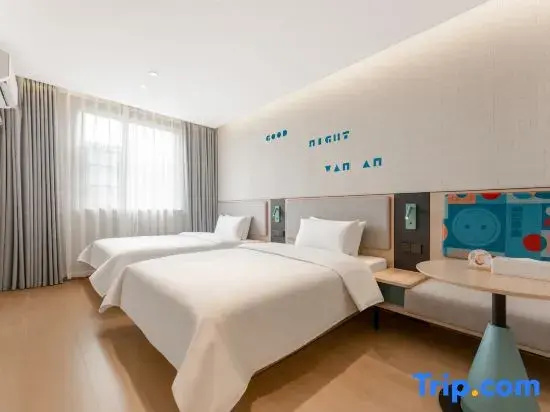 Standard Double Family room (twin beds)