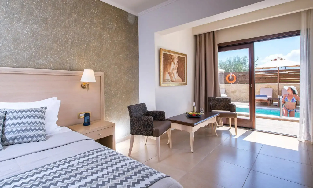 Superior room