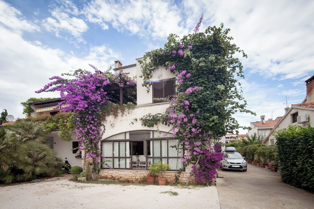 Apartments Nadia