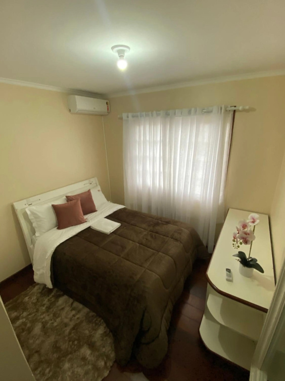 BELÍSSIMO apartamento no CENTRO de Gramado
