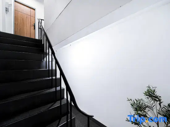 Oasis Suites - Pattaya - Huge Modern Apartments