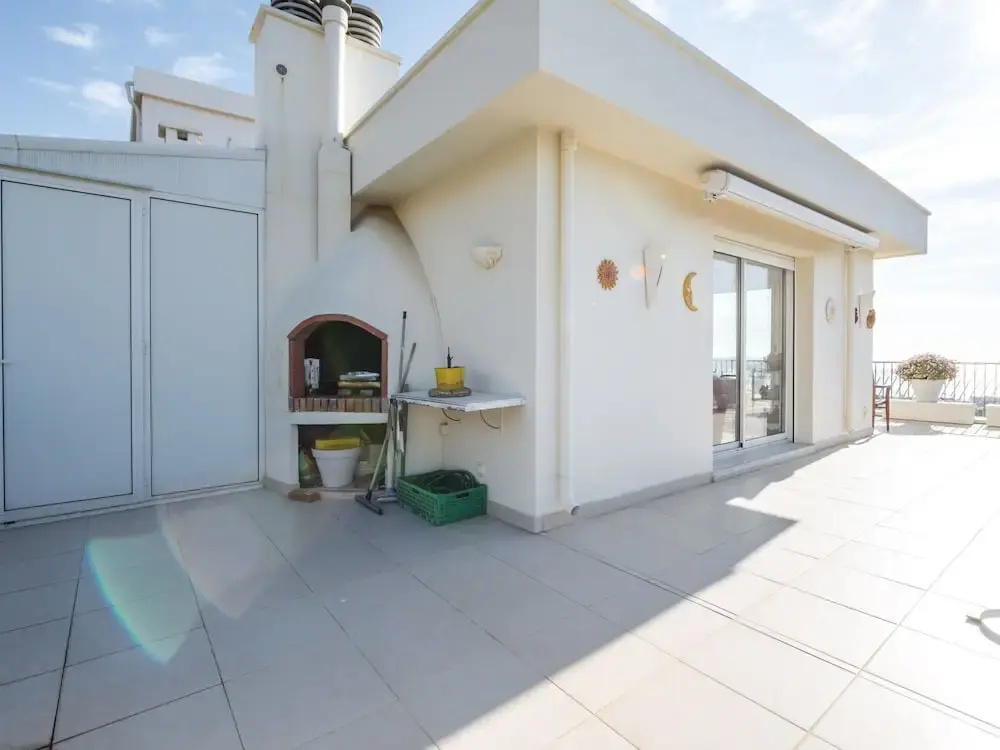 Elegant Apartment in Nice With Swimming Pool