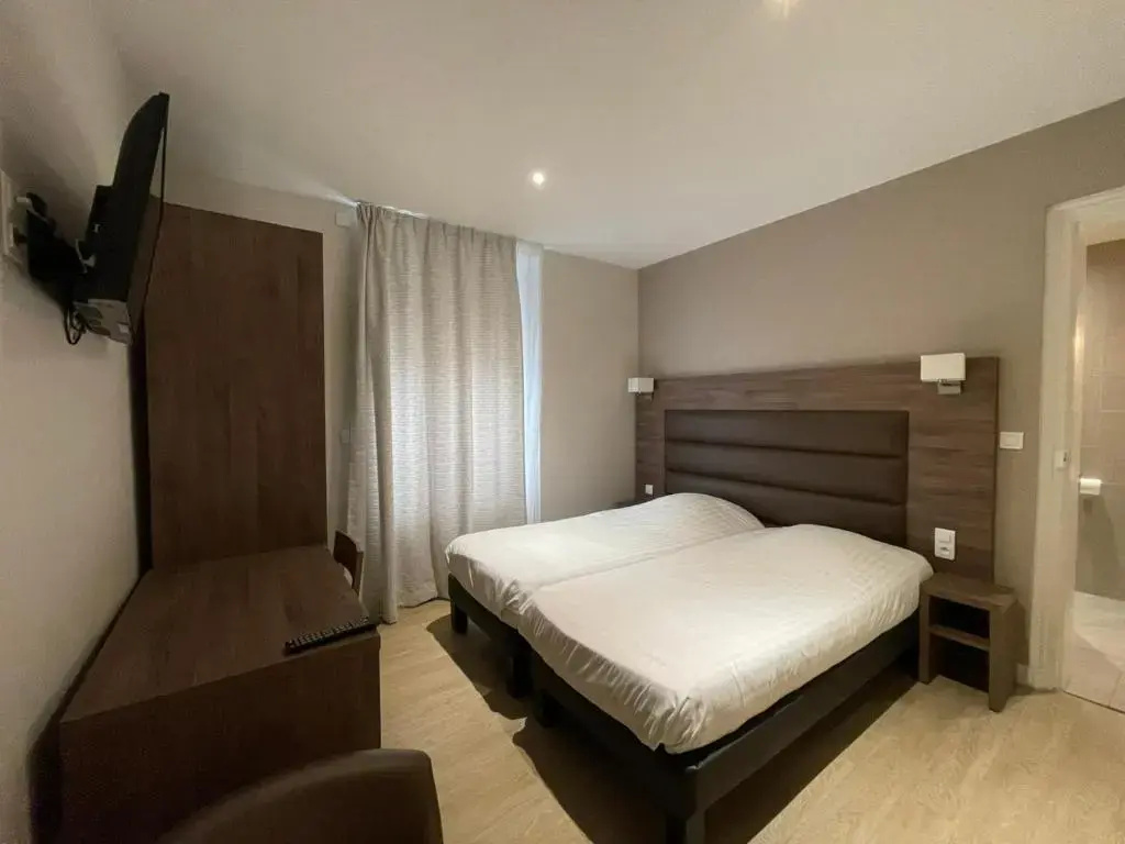 Standard Double room (twin beds)