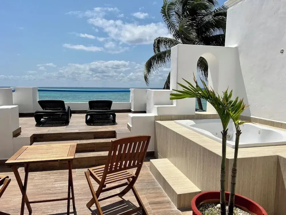 Pelicano Inn Playa del Carmen - Beachfront Hotel - Chambres