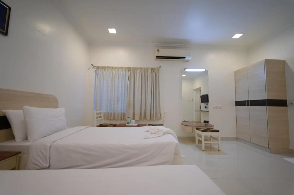Hotel Palmyra Grand Inn - Général