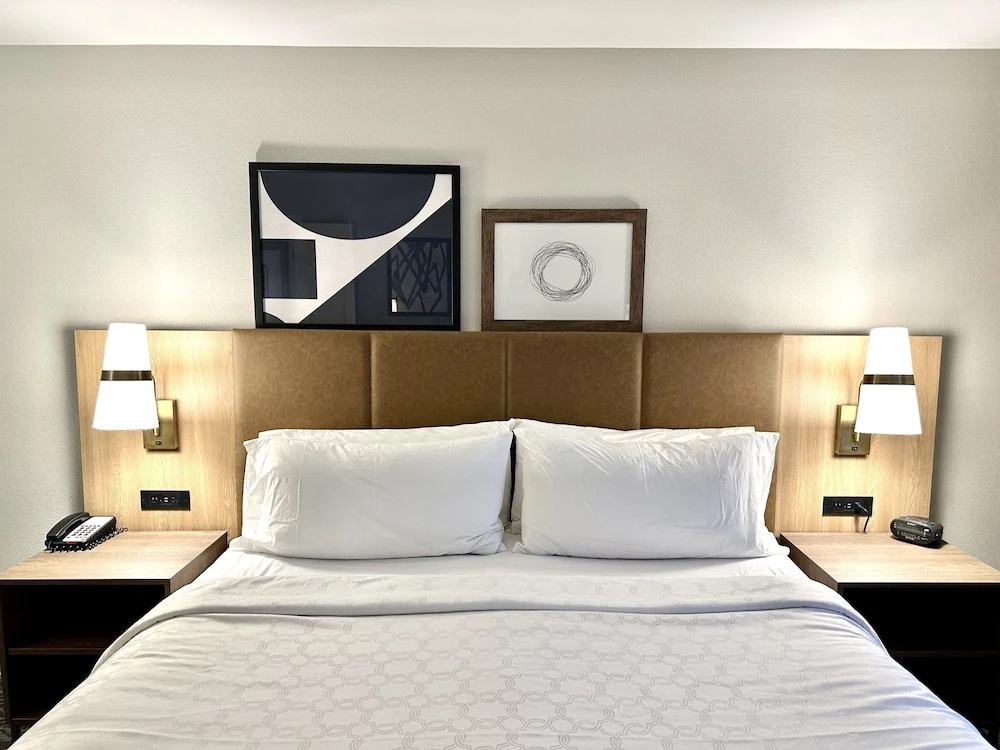 Staybridge Suites Milwaukee West-Oconomowoc by IHG - Chambres