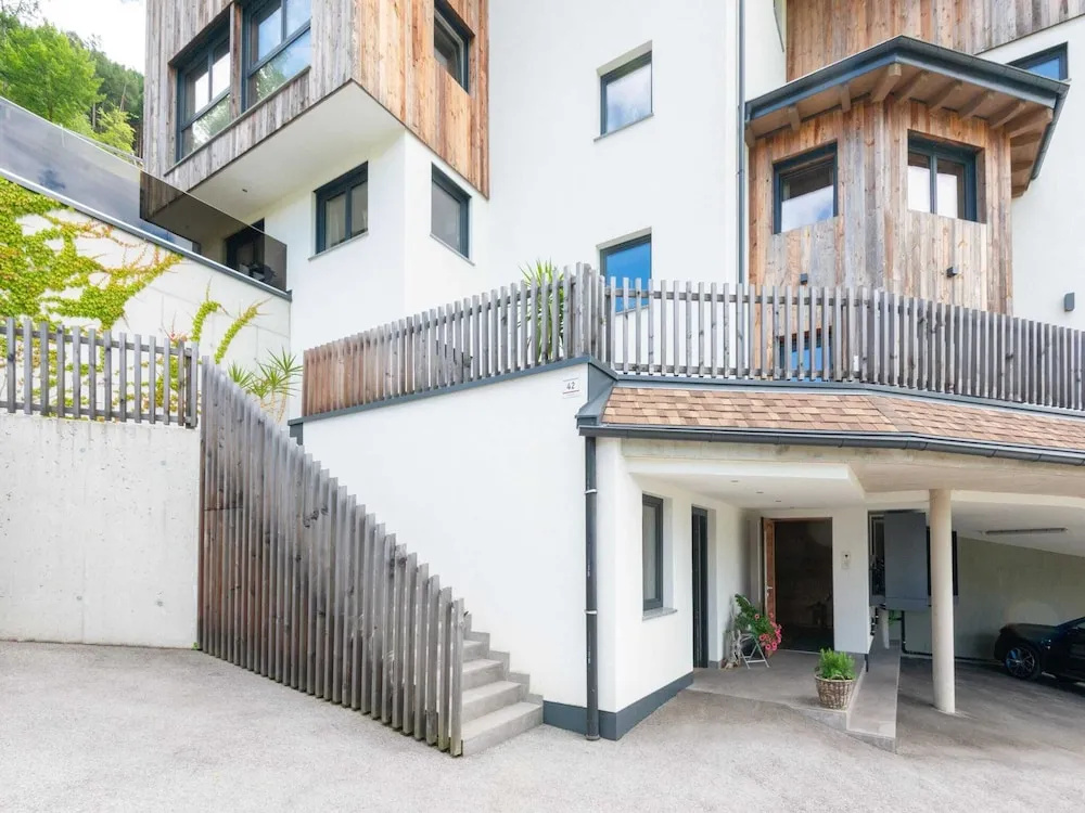 Inviting Flat in Hart With Fitness Room