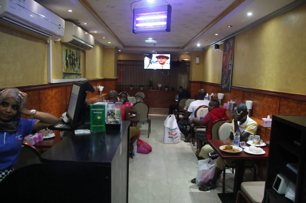Food & Beverage
