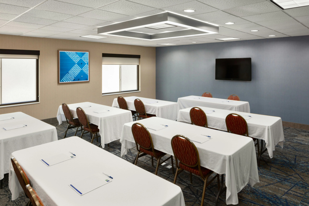Holiday Inn Express & Suites Cherry by IHG - Général