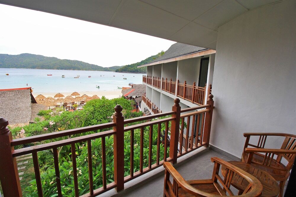 Bubu Long Beach Resort