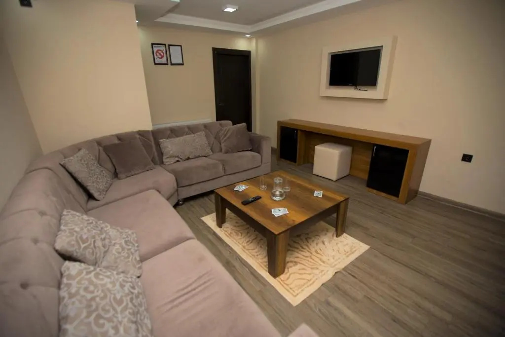 Standard Suite