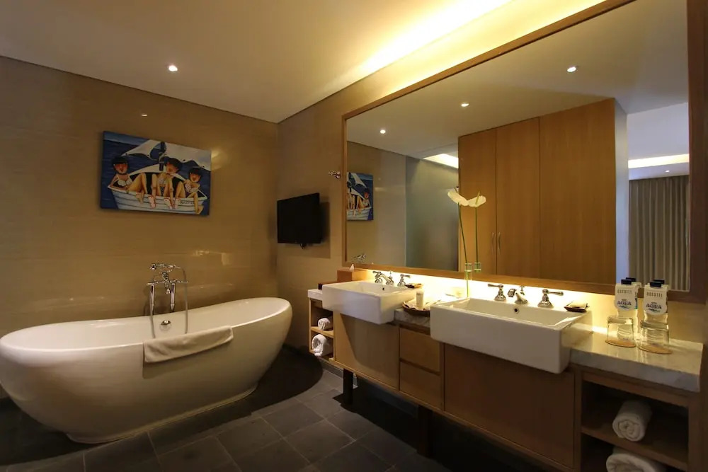 Ossotel Legian
