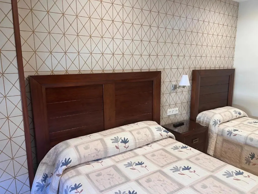 Standard Double Family room (full double bed)
