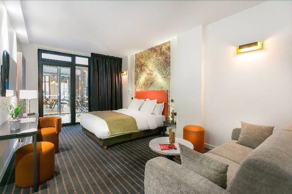 Hôtel Scarlett 92