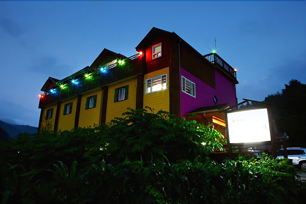 Hoengseong Forest Jewellery Pension