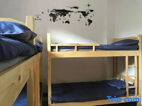 Standard Sextuple room