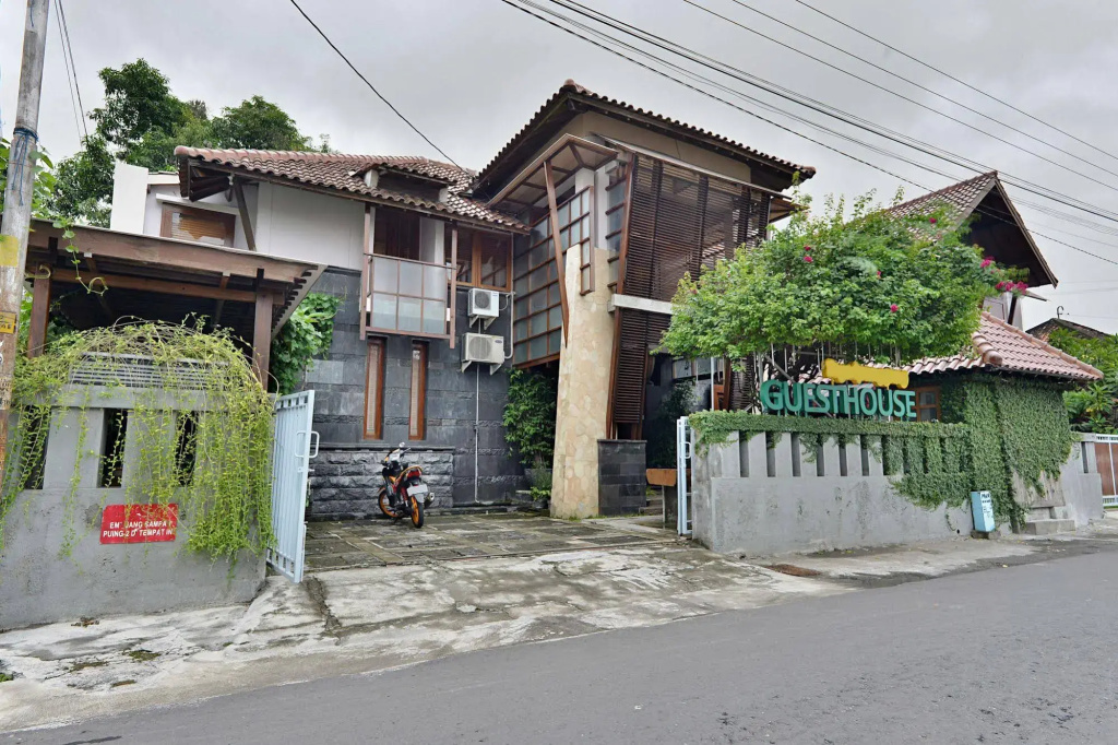 Tegal Panggung Guest House