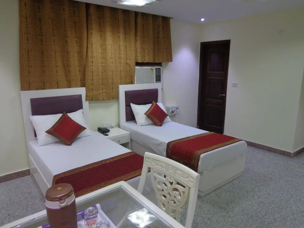 Airport Hotel The Paramont - Général