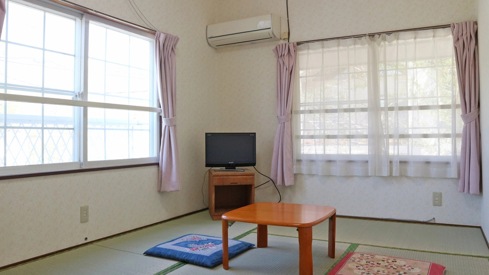 Standard room with mountain view