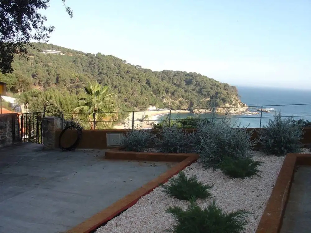 107522 - Apartment in Cala Canyelles