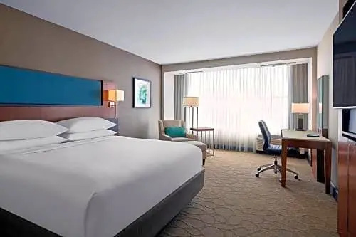 Delta Hotels by Marriott Milwaukee Northwest - Chambres