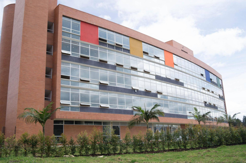 Pop Art Hotel Tocancipá y Centro de Convenciones