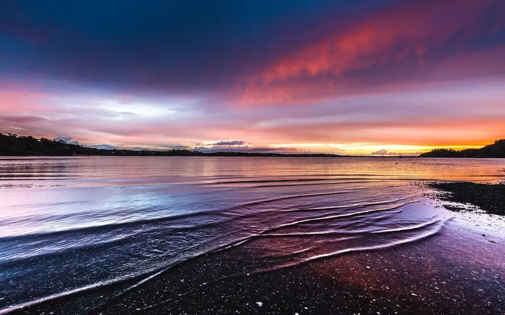 Beach & Waterfront