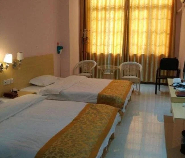 Pengqi Hotel