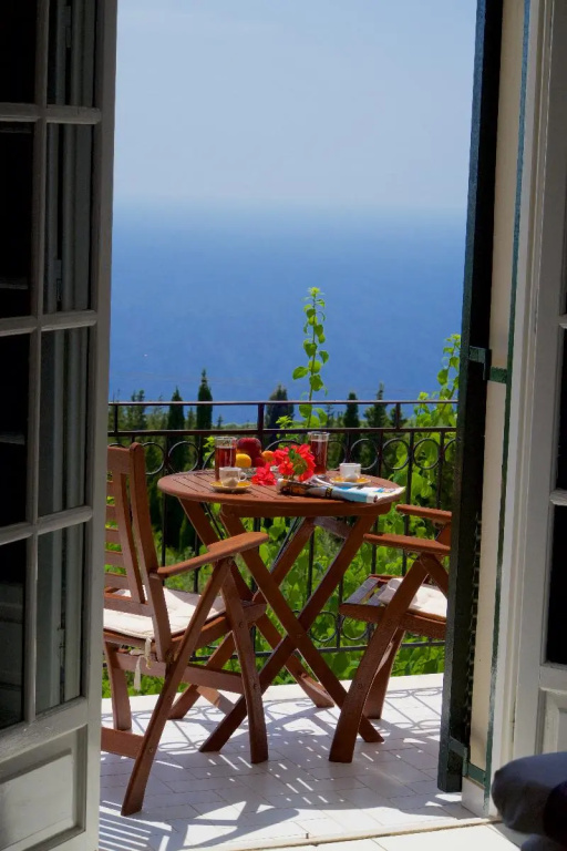 Studio with sea view