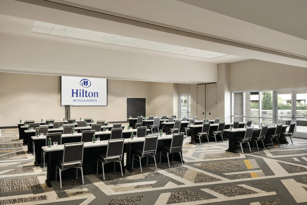 Hilton Knoxville Airport - Général