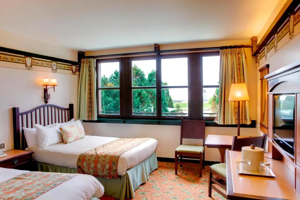 Standard near Hotel Facilities room with lake view