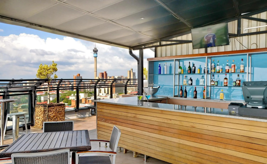 The Parktonian All Suite Hotel - фото 17