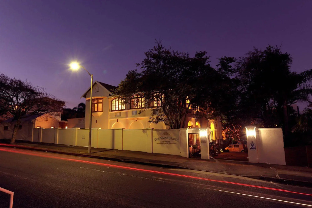 The Saint James on Venice Luxury Guest House - фото 12