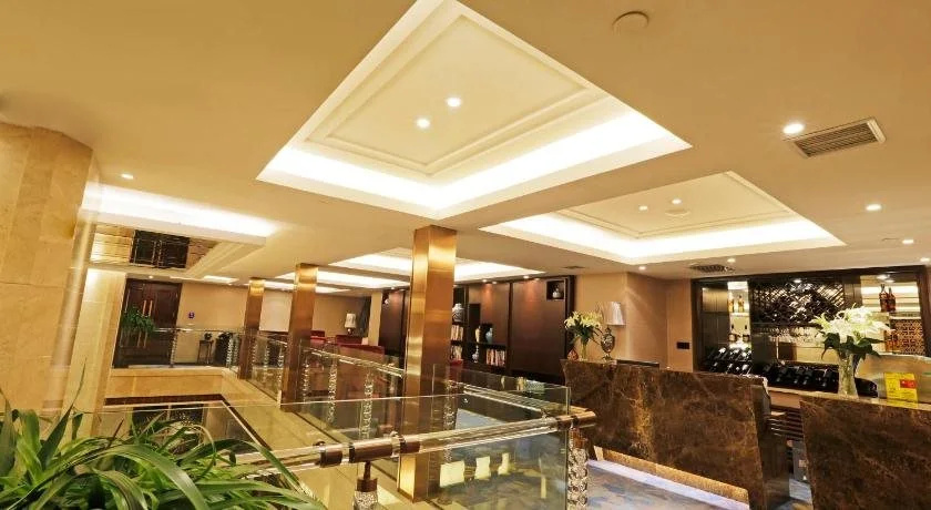 Yarrow Hotel - Général